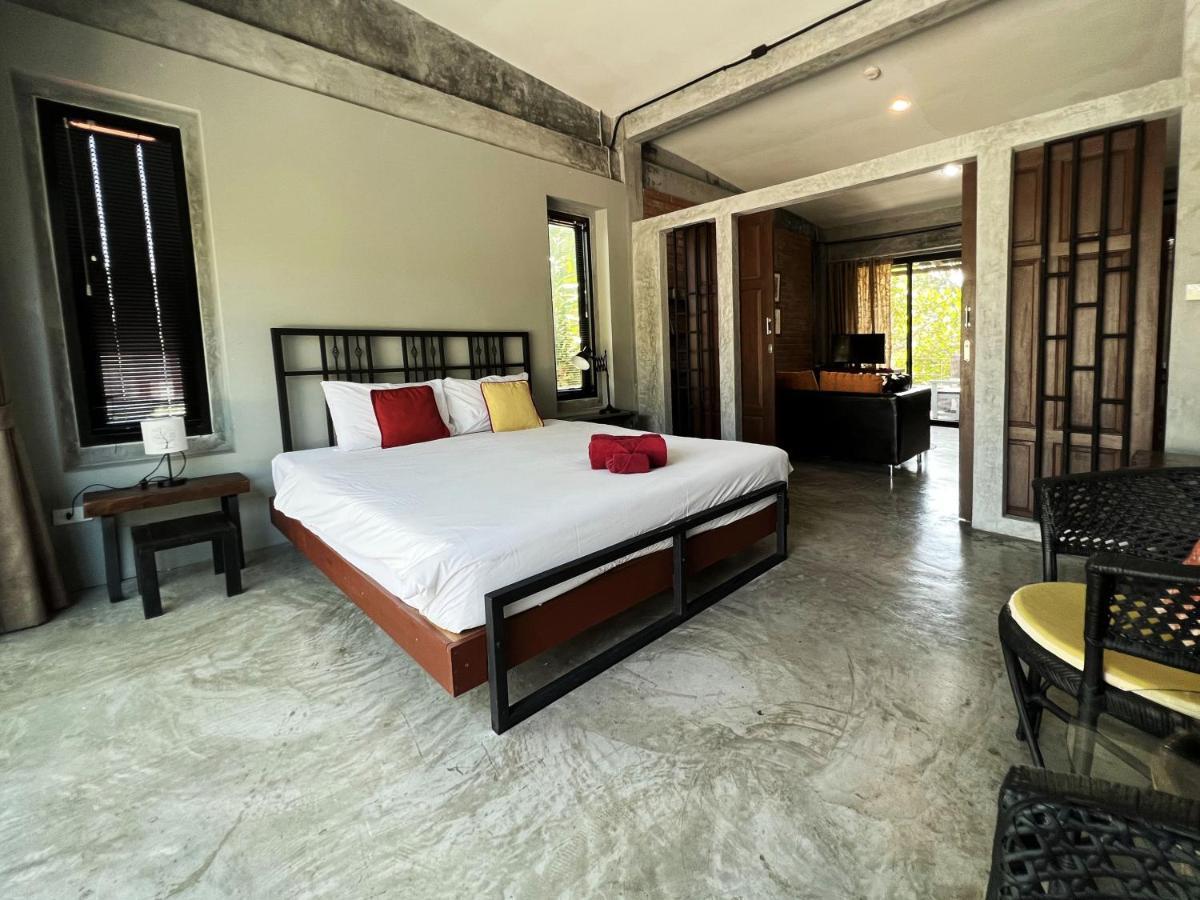Aonang Third Place Hometel Ao Nang Esterno foto
