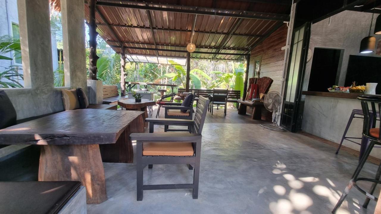 Aonang Third Place Hometel Ao Nang Esterno foto